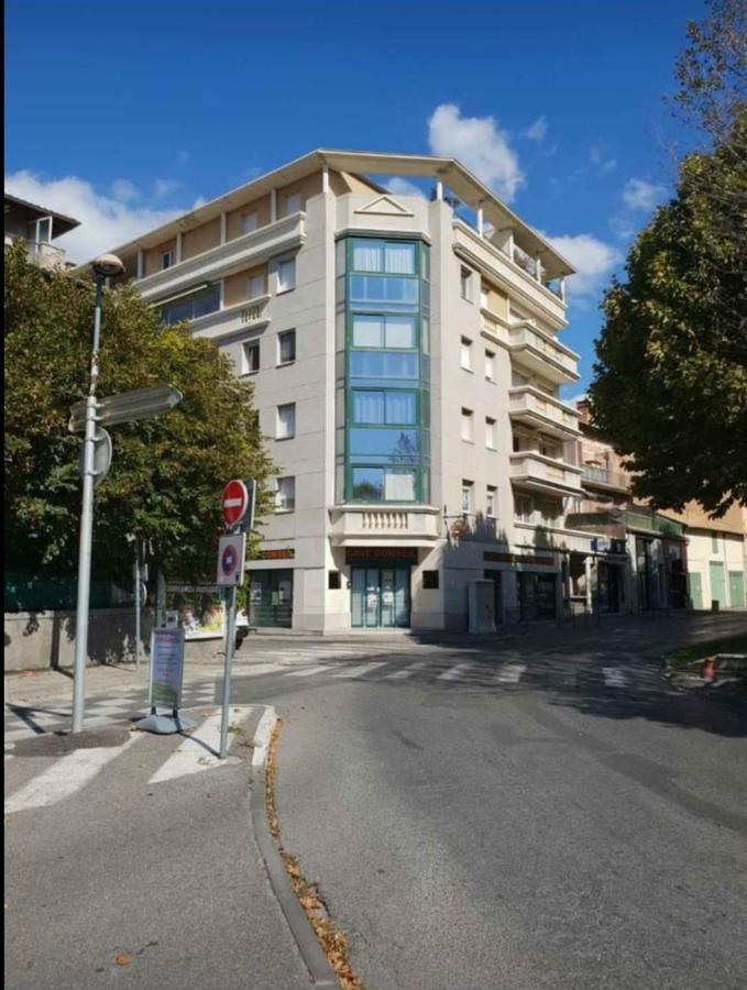 Appartement T2 Imm. La Villa D'Este ディーニュ・レ・バン エクステリア 写真